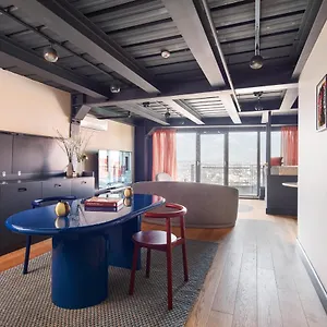 Lab Hotel